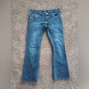 In very good condition.  Size 7